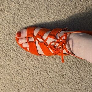 Bandolino Orange Wedge Sandals